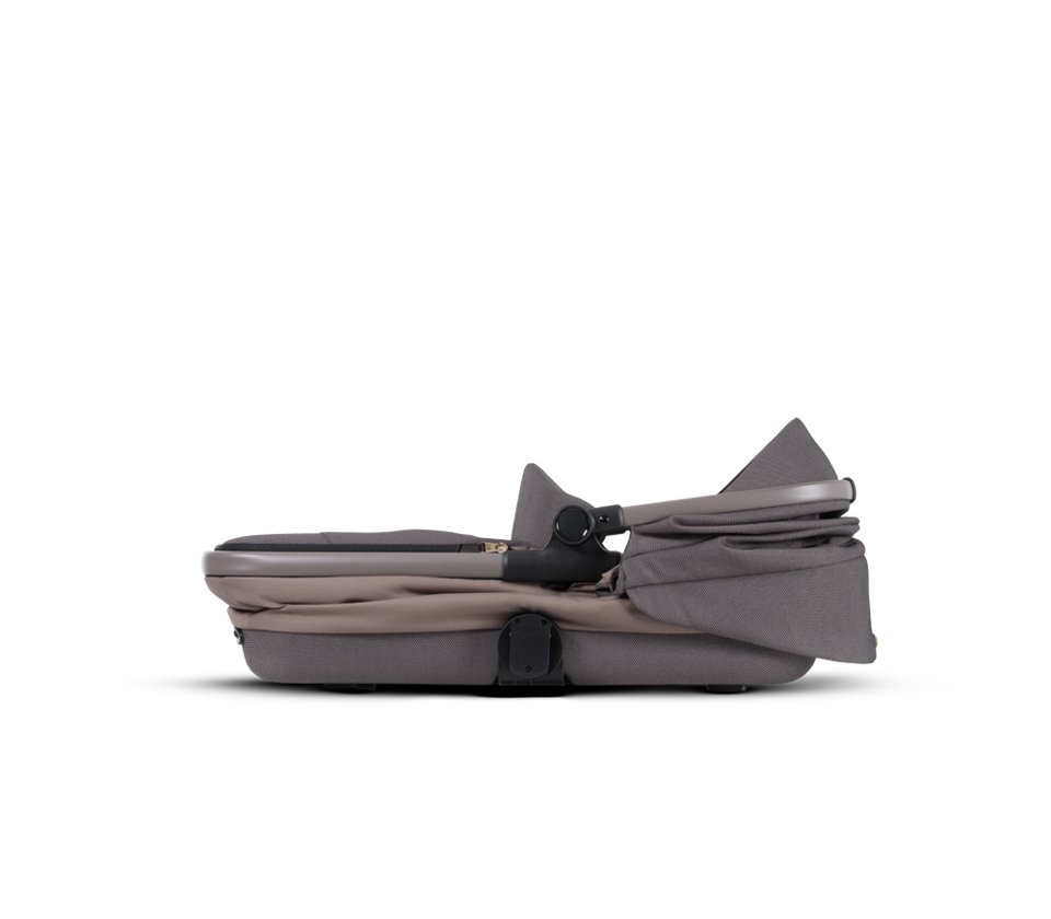 reef-eath-first-bed-carrycot-folded